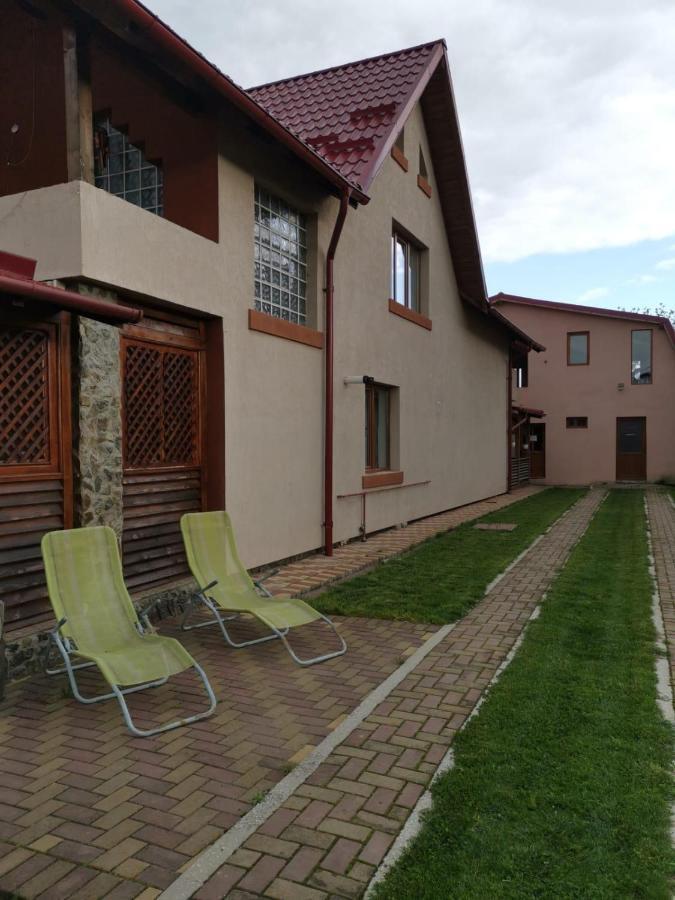 Vila De Vacanta Curtea de Argeş Eksteriør billede